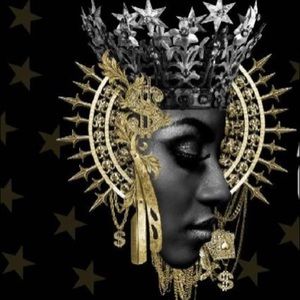 Meet your Posher, Gilda I specialize in selling discounted high end fashion